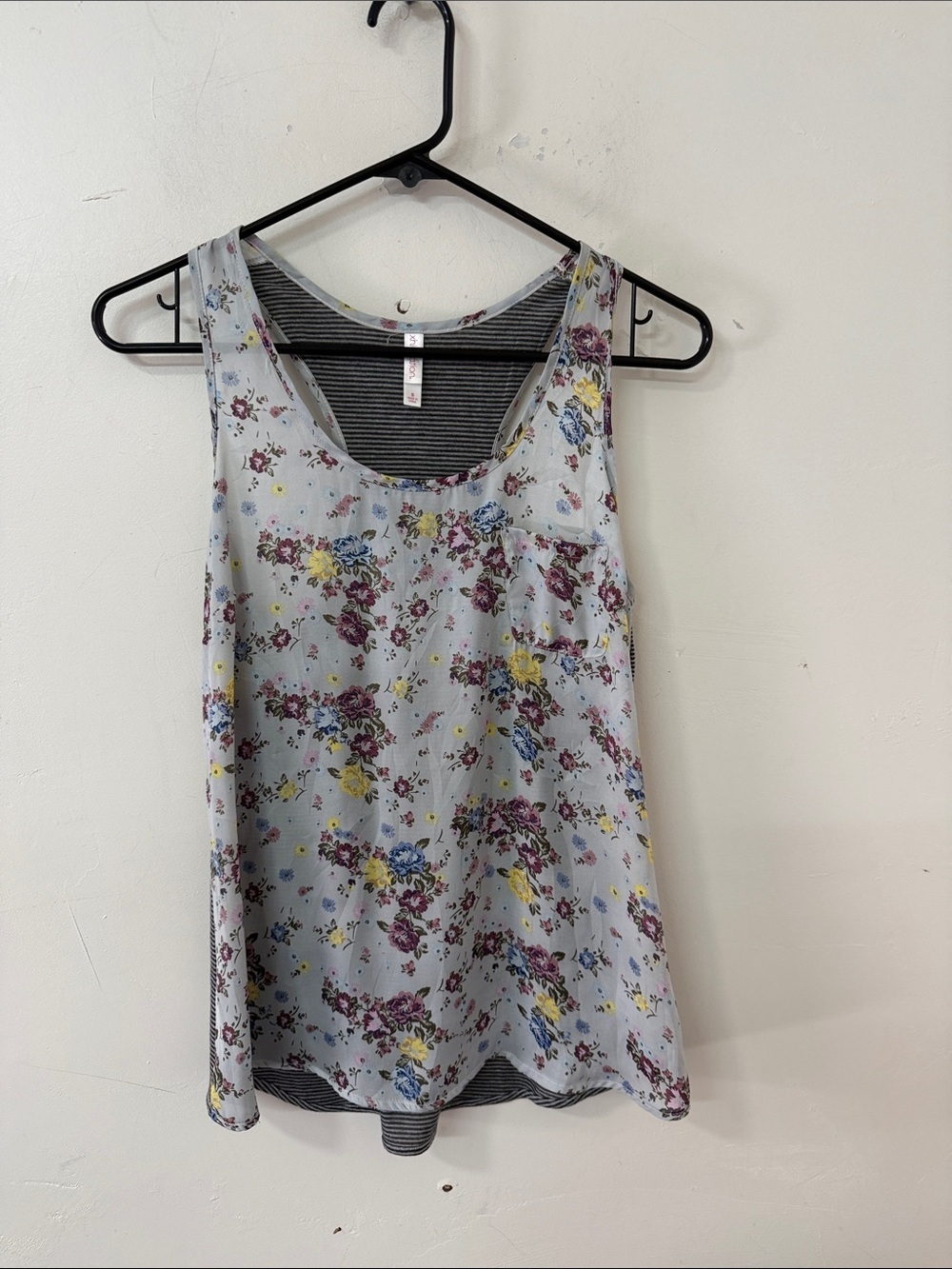 Xhilaration Light Blue Floral Reversible Tank Top 2010